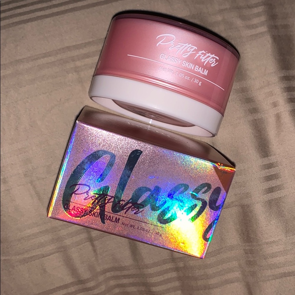 Touch In Sol Pretty Filter Glassy Skin Balm